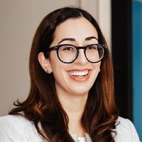 portrait of Jasmin Mansoori, DPM