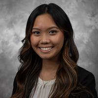 portrait of Anne Phuong Nguyen, DO