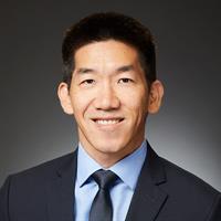 portrait of Mike Gla Chirachanchai, MD
