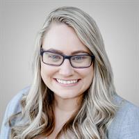 portrait of Brooke Renae Dudine, LPC