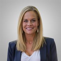 portrait of Kristen McGowen-Plaga, LPC